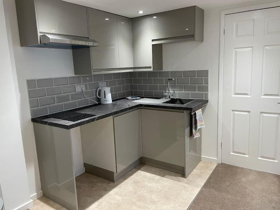 *Close To Beach* One Bedroom Suite With Parking Overstrand Exterior foto