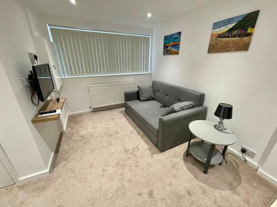 *Close To Beach* One Bedroom Suite With Parking Overstrand Exterior foto